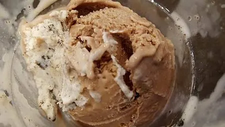 [台北美食]網友最愛小火鍋來自頂紅、服務人員也相當親切與快速