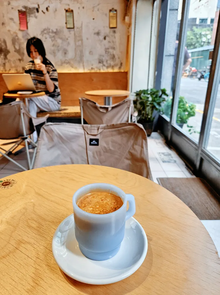 Mikaku 上海咖啡館