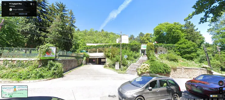 沒開的纜車站，取自google map(氣到忘記拍)