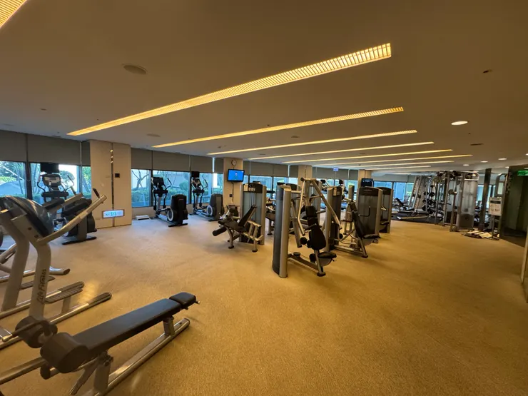 設備齊全，空間不致於太擁擠