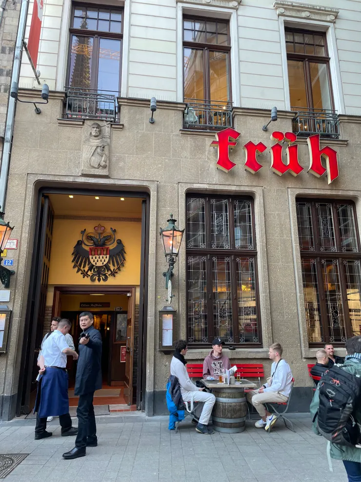  德國科隆百年餐廳 FRÜH am Dom