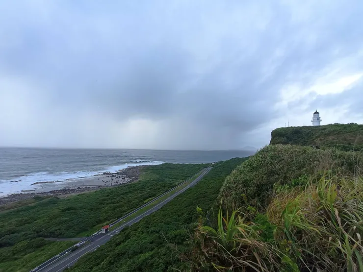 烏雲密佈，山雨欲來之勢