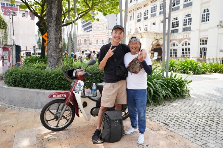 大哥與我的合影，一輩子也許只見一次的陌生人