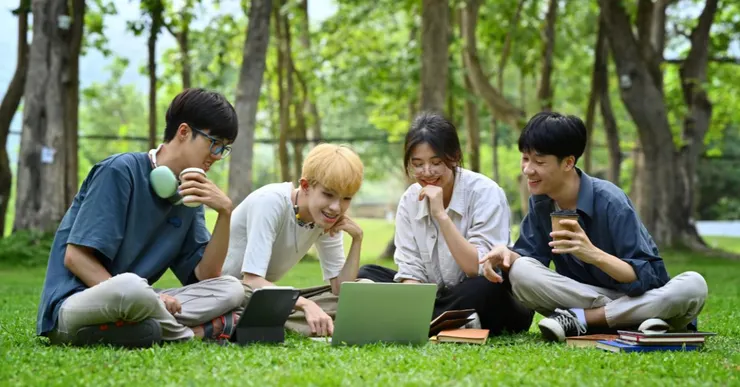 Z 世代正逐漸成為職場中的主要支柱，他們對企業文化和工作的期待，正在挑戰傳統的人資管理模式。作為人資，了解這群年輕人的需求，不僅是為了吸引人才，更是為了讓企業在未來的競爭中保持優勢。圖片來源：canva