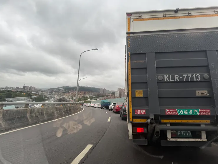 2026/04/01 一早塞車