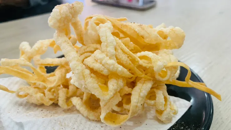 炸魚麵就有點像薯條的感覺。