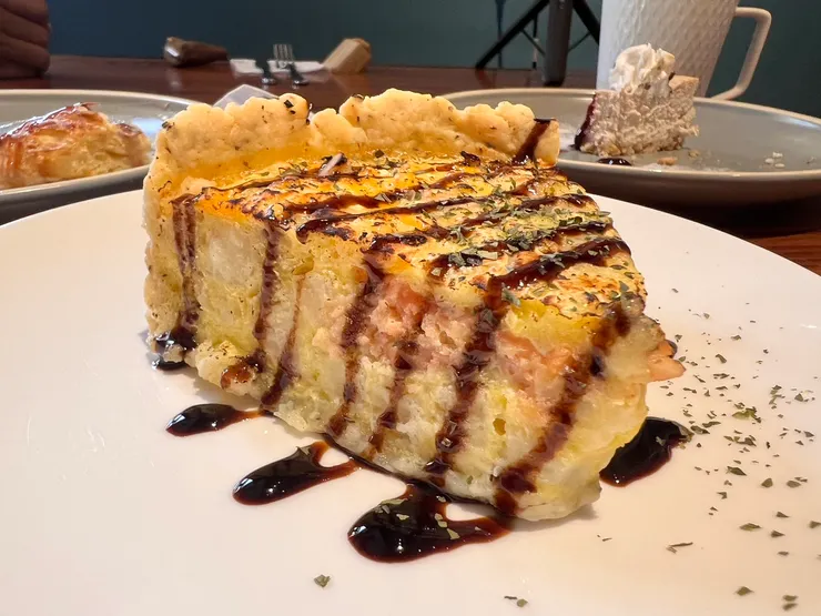 鮭魚鹹派也很不錯