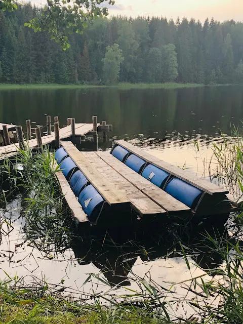 完成的簡易獨木舟