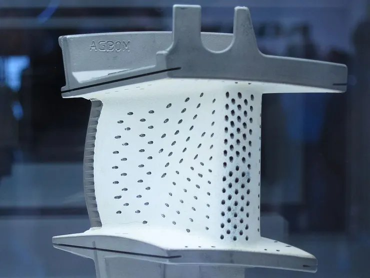 圖3. 定子葉片 (摘自維基百科)