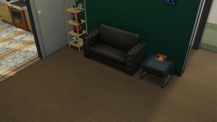 茶几放在一旁而不放在沙發前，不想妨礙進出廚房。