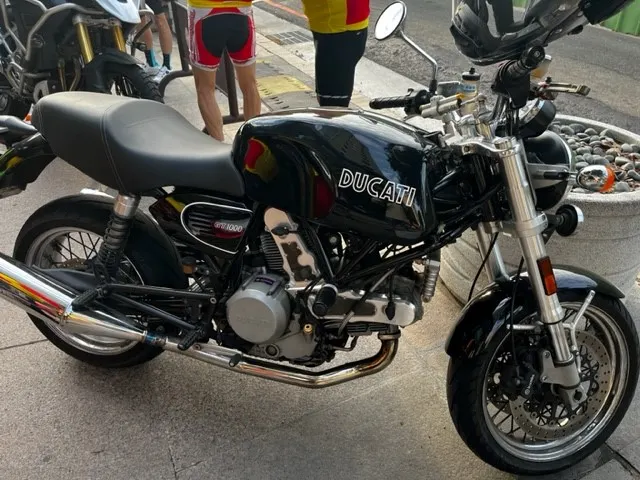 DUCATI GT1000