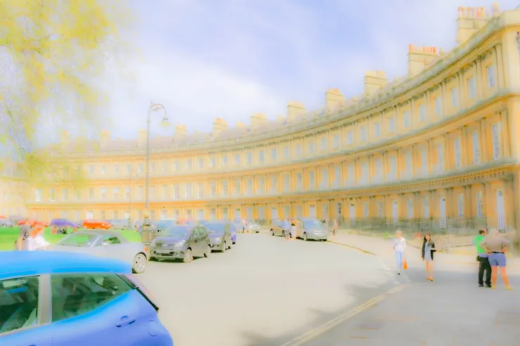 巴斯街景，黃色的弧形排屋