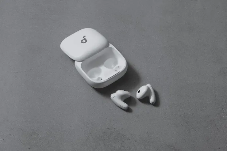 ▲soundcore Liberty Buds晨霧白，售價3,290元。