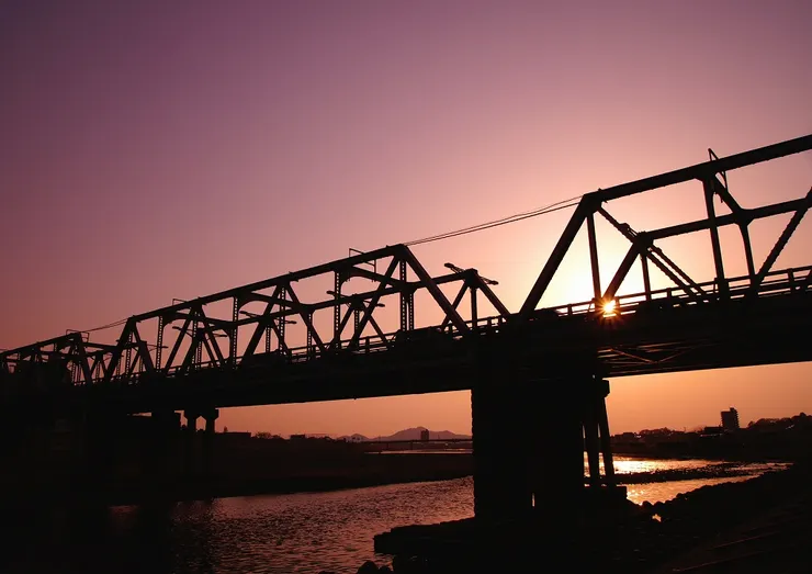 渡良瀨橋的黃昏美景