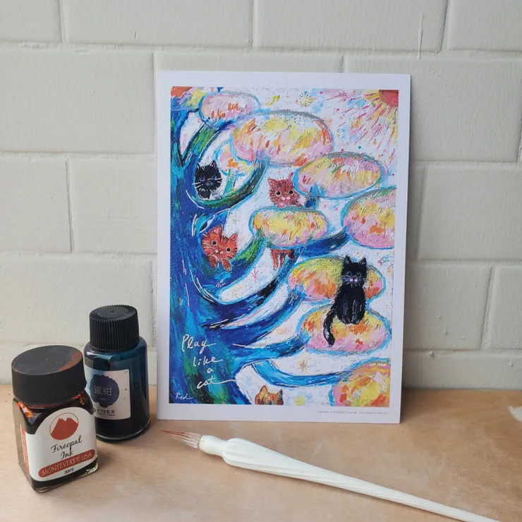 因為底已經很豐富,再使用金色燙金,無法互相增益。霧銀像是太陽的白光