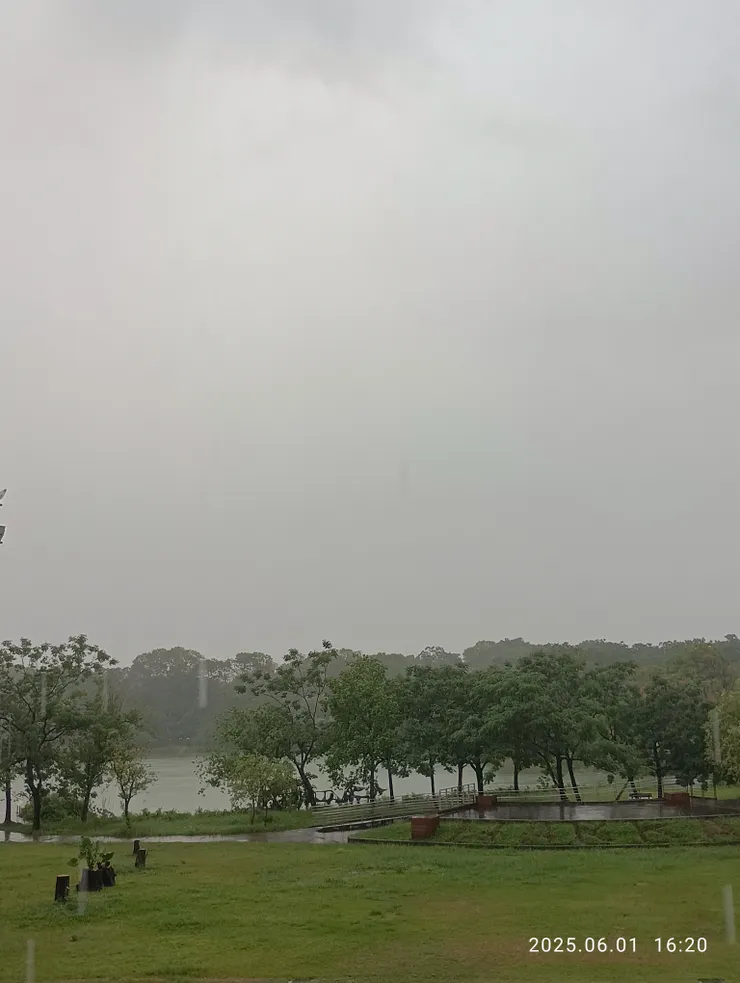 煙籠湖，自拍攝