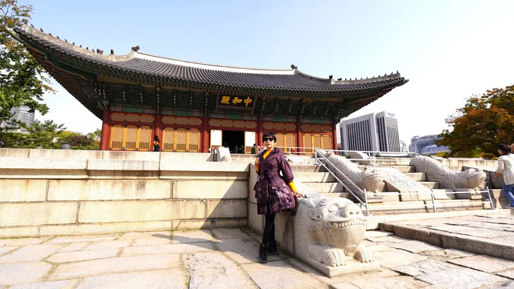 皇宮才可以出現龍