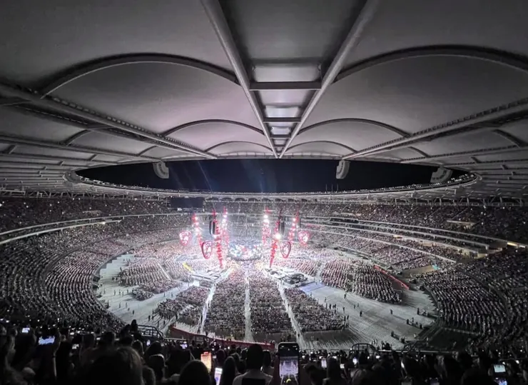 舞台設計的很棒