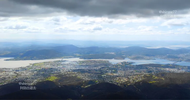 俯瞰整個荷巴特市區Hobart、Derwent River 河灣