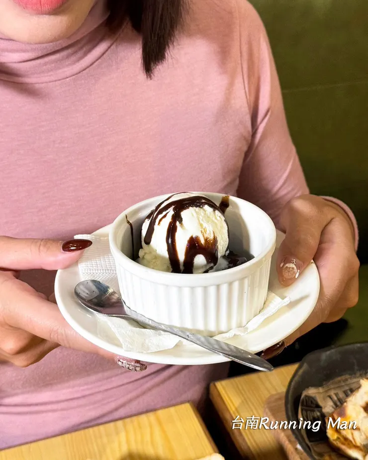 高雄美式餐廳早午餐食記分享!米奇諾美式餐廳讓我一秒飛出國,享