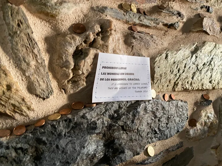 請大家不要拿走別人願望錢幣的公告