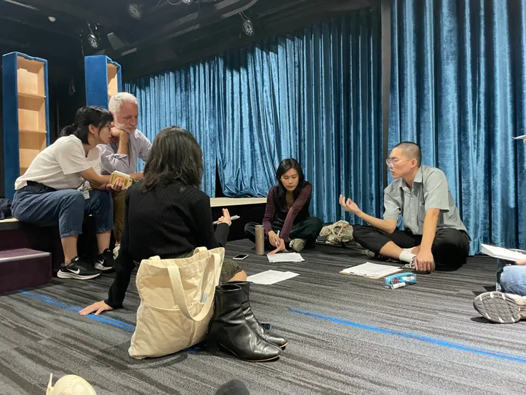 跟Brice導演及演員討論故事、角色設定