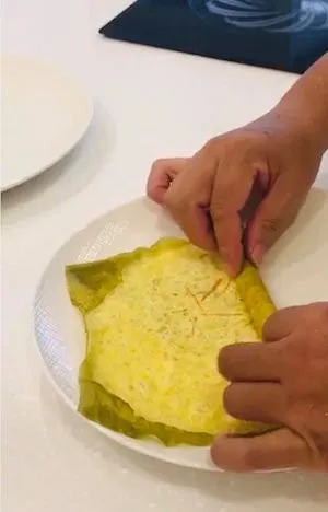 千張/豆皮。蛋捲