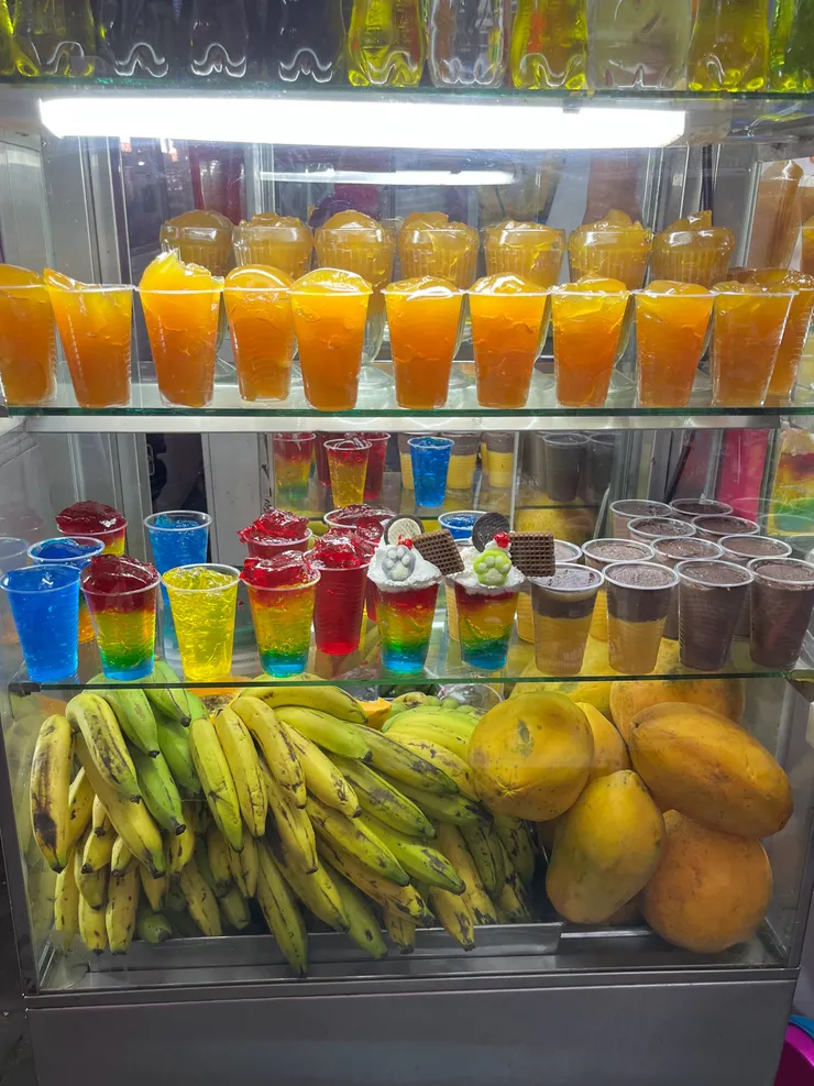 這些飲品，我只有拍照的勇氣，沒有試喝的勇氣。