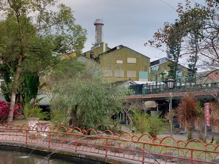 花蓮糖廠煙囪 / 資料來源:我自己