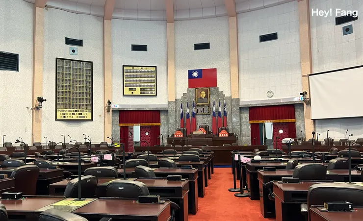 省議會議事堂。