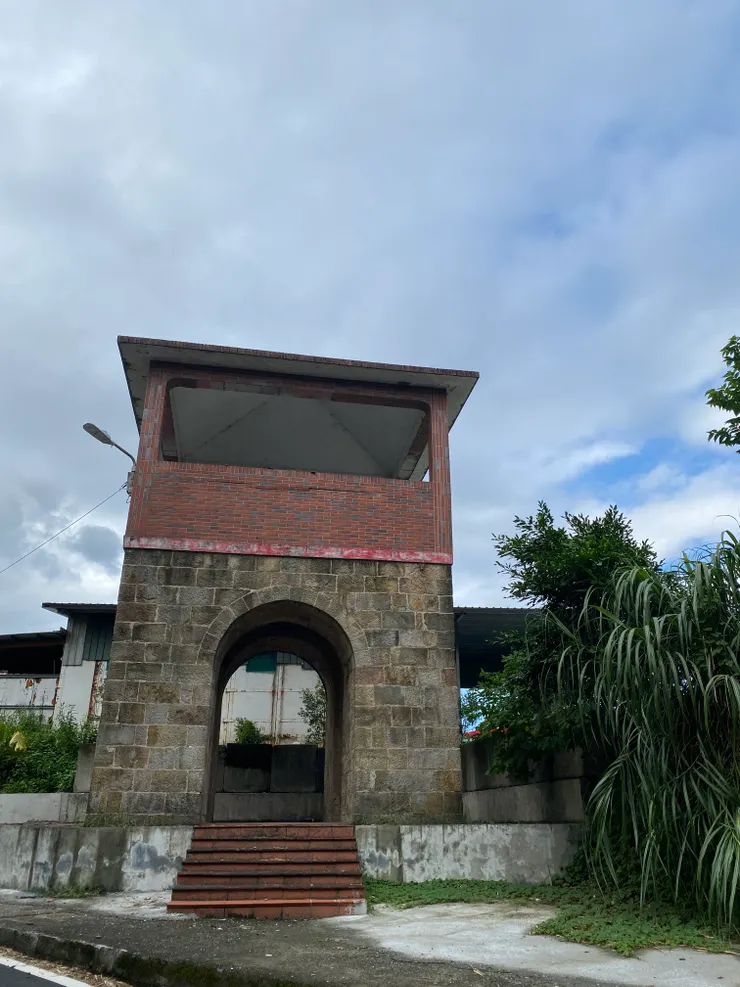 前陣子完成的四腳亭地標