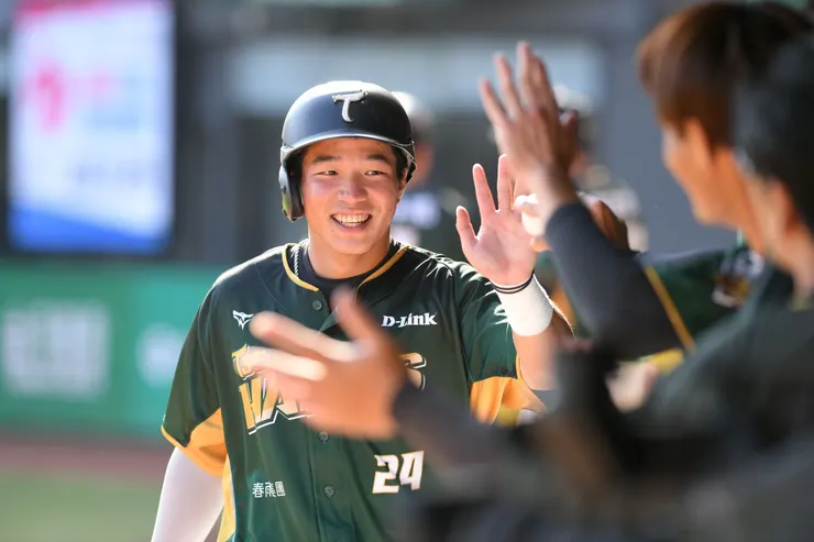 紀慶然能不能頂上陳文杰在中外野的空缺？（取自台鋼雄鷹臉書）