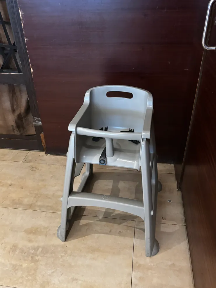 親子友善!超級多兒童椅