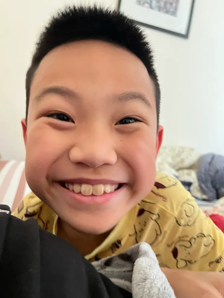 得知爺爺與叔叔已經由台北出發的表情~