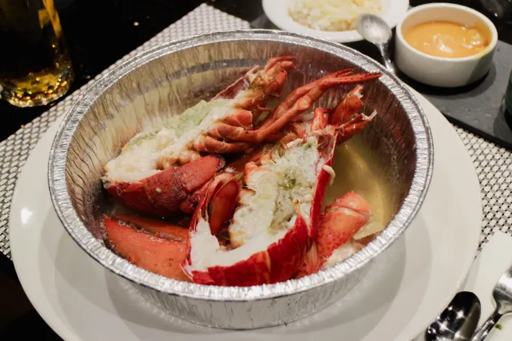 清甜彈嫩的清蒸龍蝦。(攝影/卓芳妤)