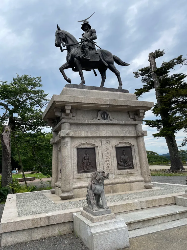 戰國名將──「獨眼龍」伊達政宗在擔任仙台藩主後，曾接受琉球來的漂流民。圖為仙台城的伊達政宗銅像。