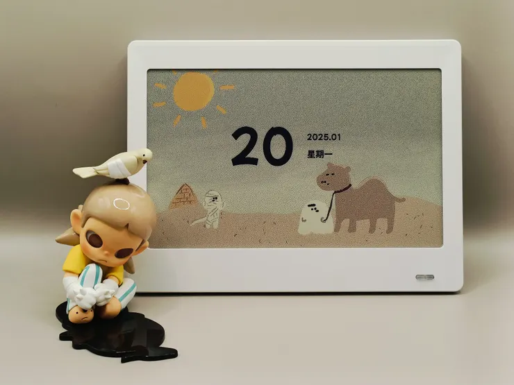 來源：ULANI 永恆曆 /(公仔) Zsiga《第四代-允許這一切發生 Let It Be Series Figures》作伴 Keeping Company