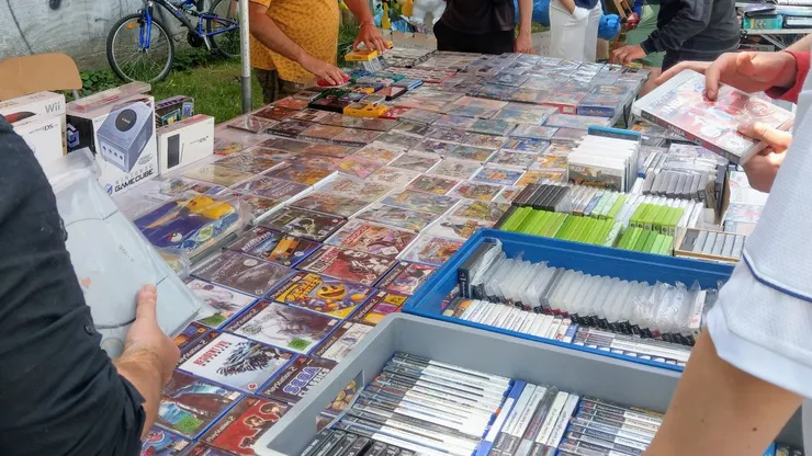 賣遊戲與遊戲機