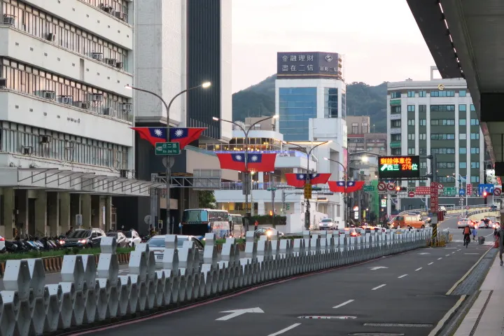 國慶日佈滿國旗
