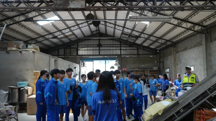 二林高中的「二林譜」產業踏查活動,下學期由即將畢業的學長姐擔任解說員,讓地方成為他們展現學習成果的舞台。