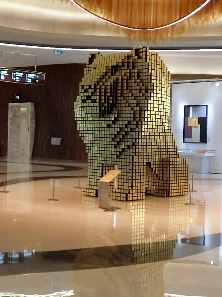 獅子在美獅美高梅隨處可見，果然是吉祥物。大家準備把錢讓它吸光...