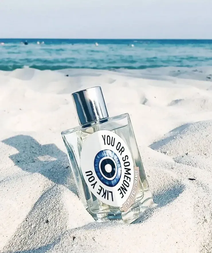 不要被海洋誤導，它完全不是海洋調(水生調)的香型喔