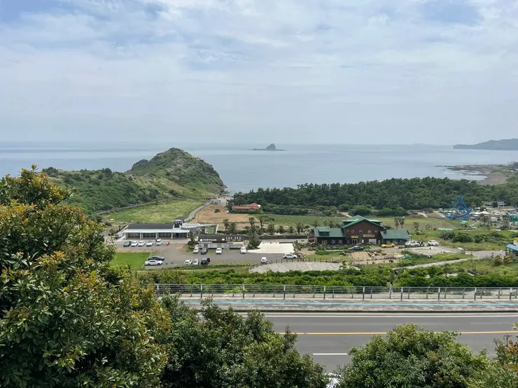 從山房山山腰俯瞰