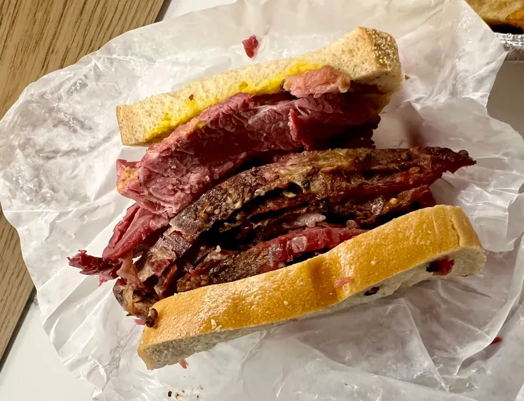 Smoked meat Sandwich CA$14.5