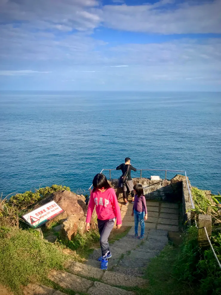 懸崖觀景台,懼高症勿近啊