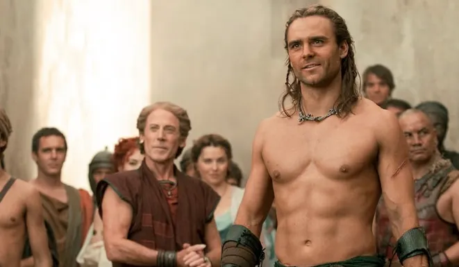 競技場最強的鬥士甘尼克斯，憑實力贏得了自己的自由。