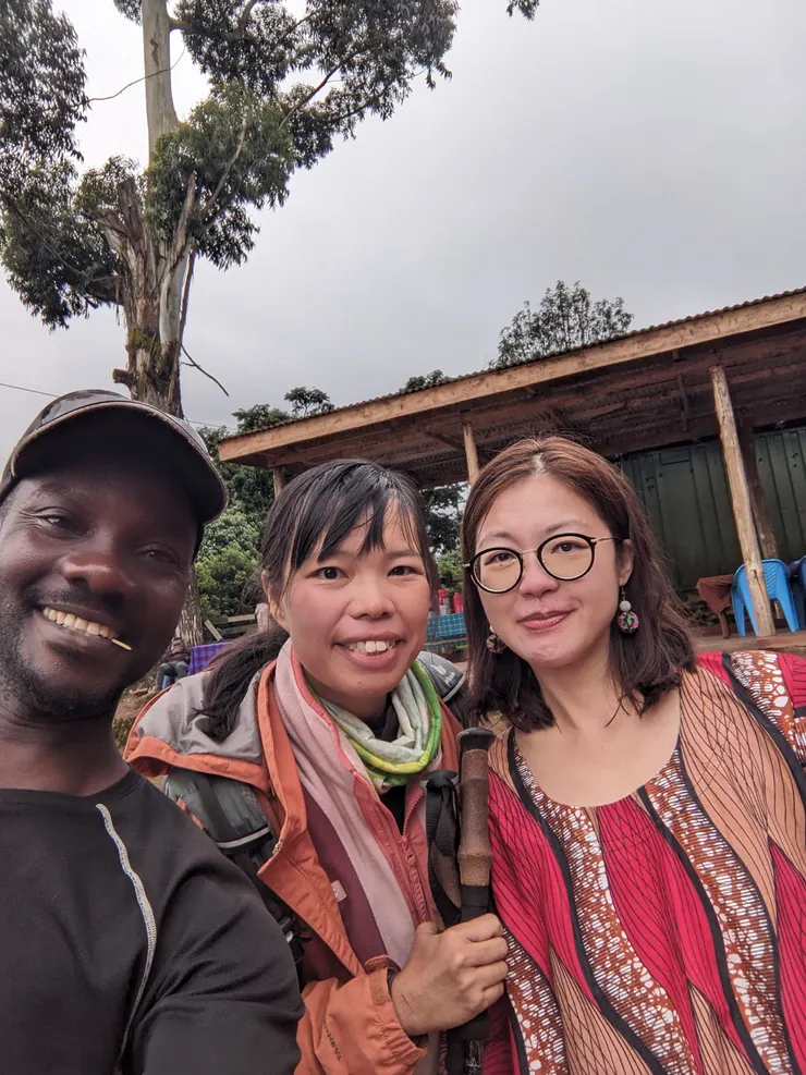 下山當天我跟Ｍika與恩公的合照