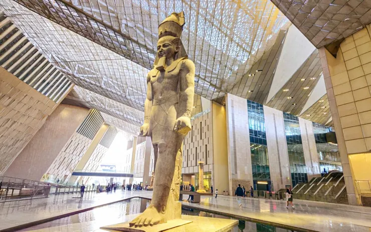 拉美西斯二世巨像