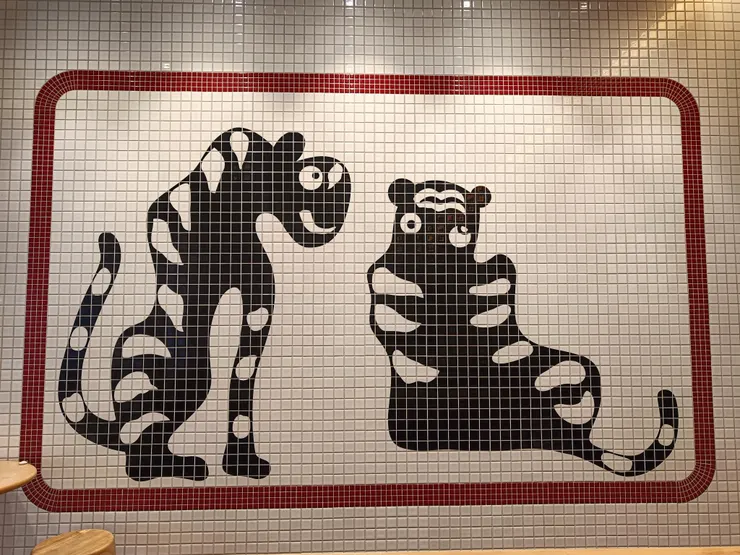 兩隻老虎賣萌又跑得快