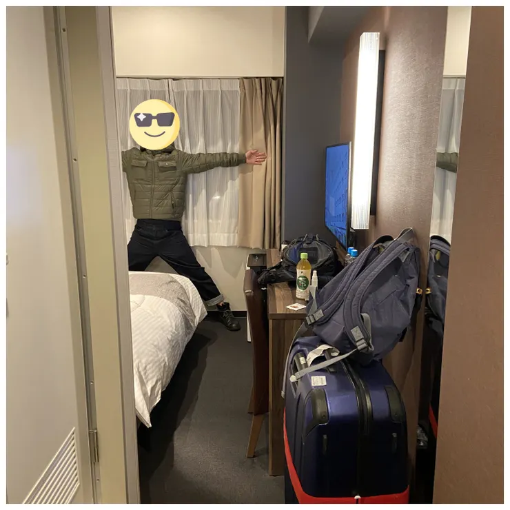 只聽聞不曾見過的無法全開行李箱的雙人房本次終於體驗到了XD

